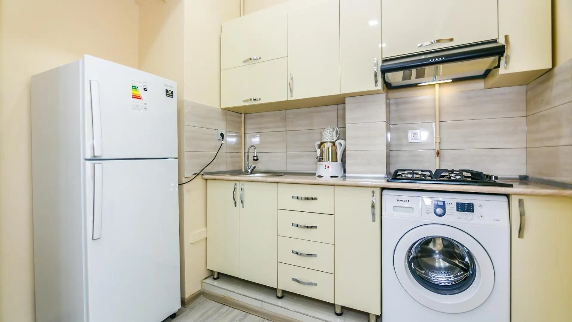 Central Avenue Apartment In Nizami Str Baku Azerbaijan
