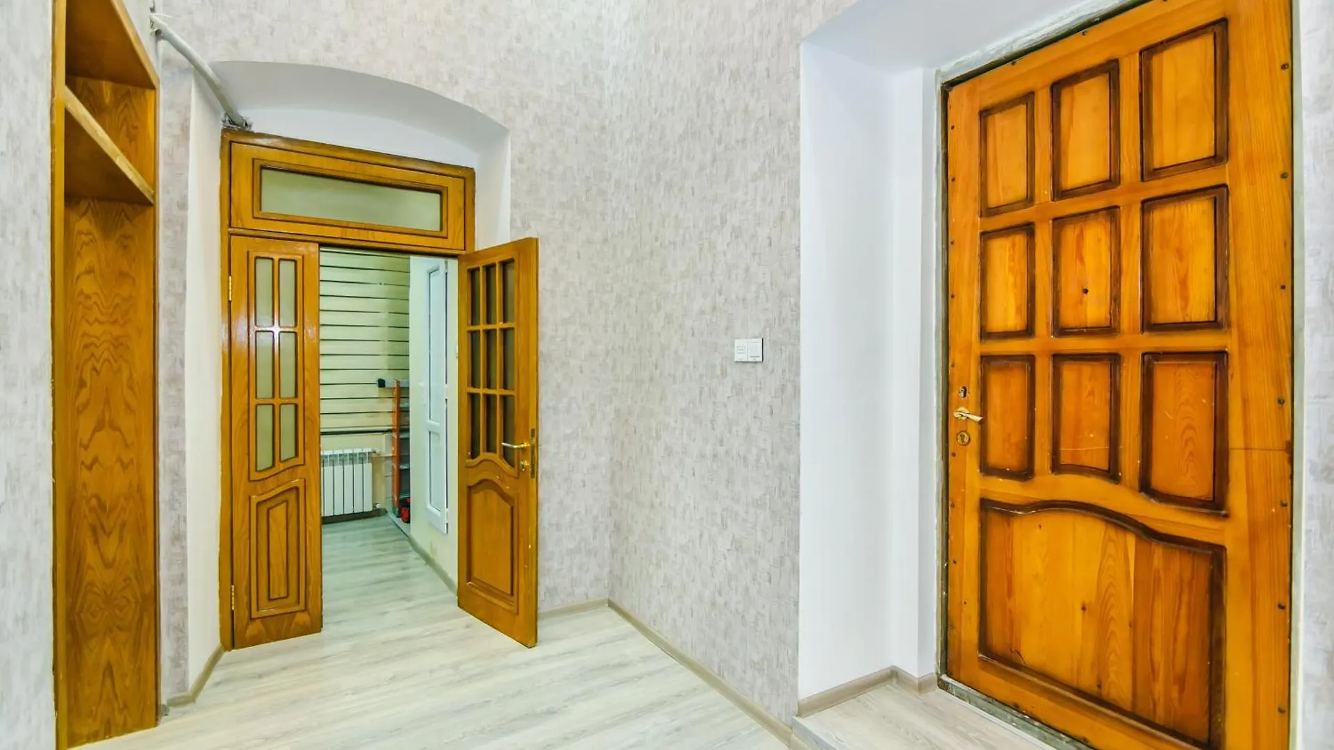 Central Avenue Apartment In Nizami Str Baku