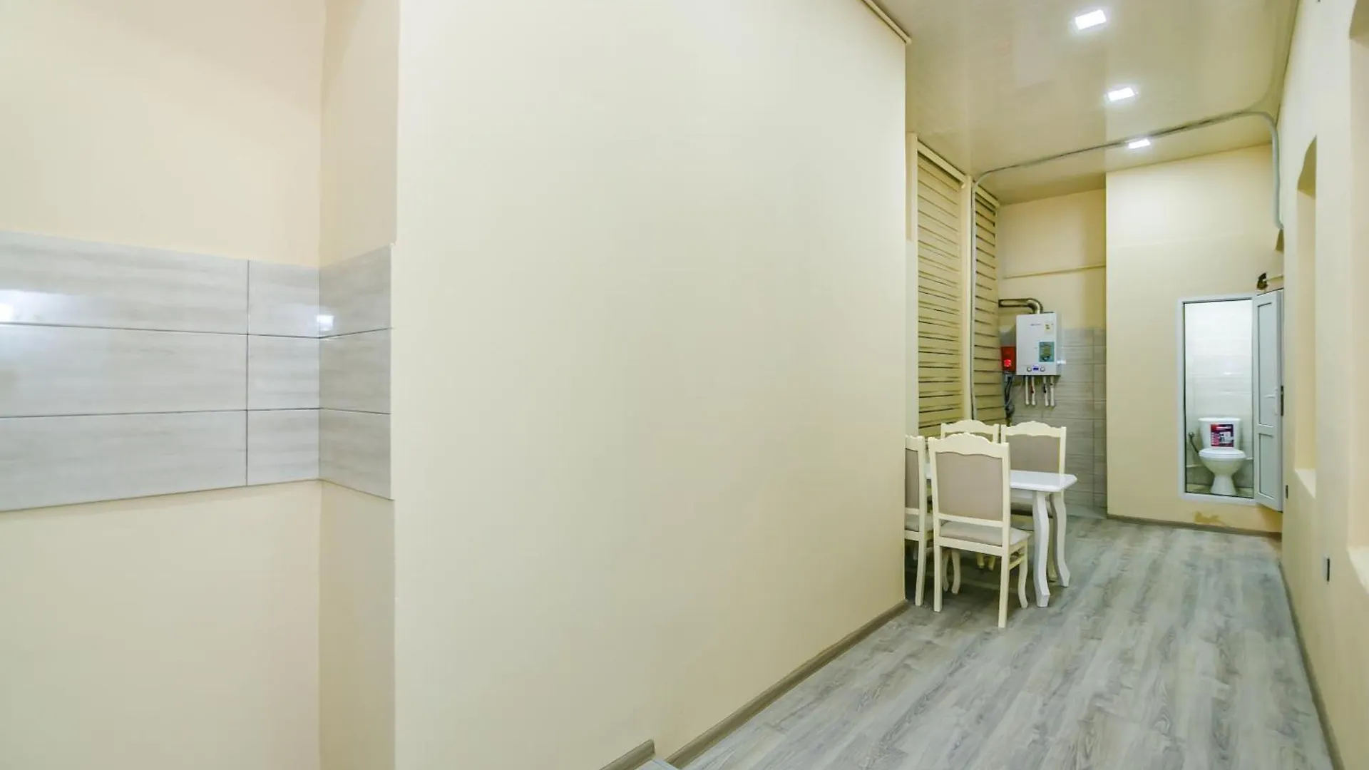 Central Avenue Apartment In Nizami Str Baku