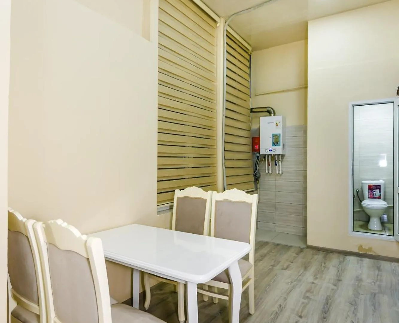 Central Avenue Apartment In Nizami Str Baku