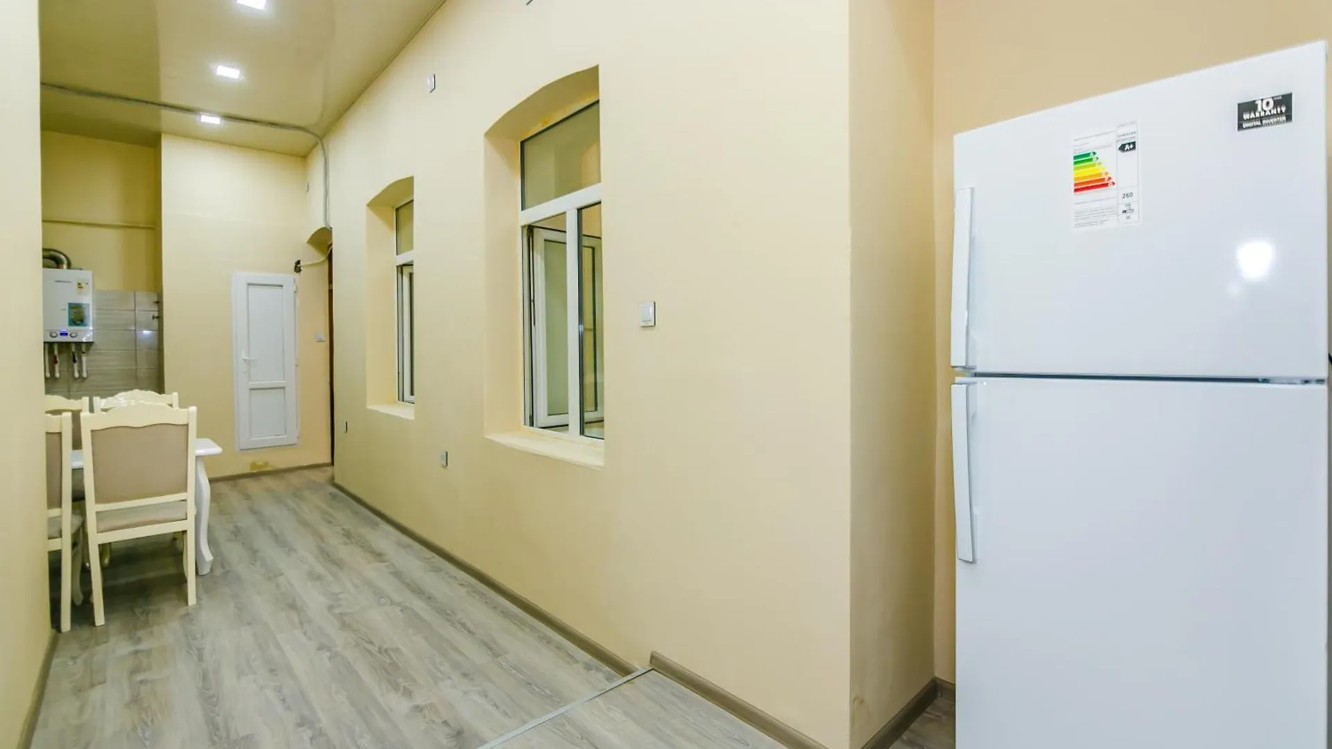 Central Avenue Apartment In Nizami Str Baku