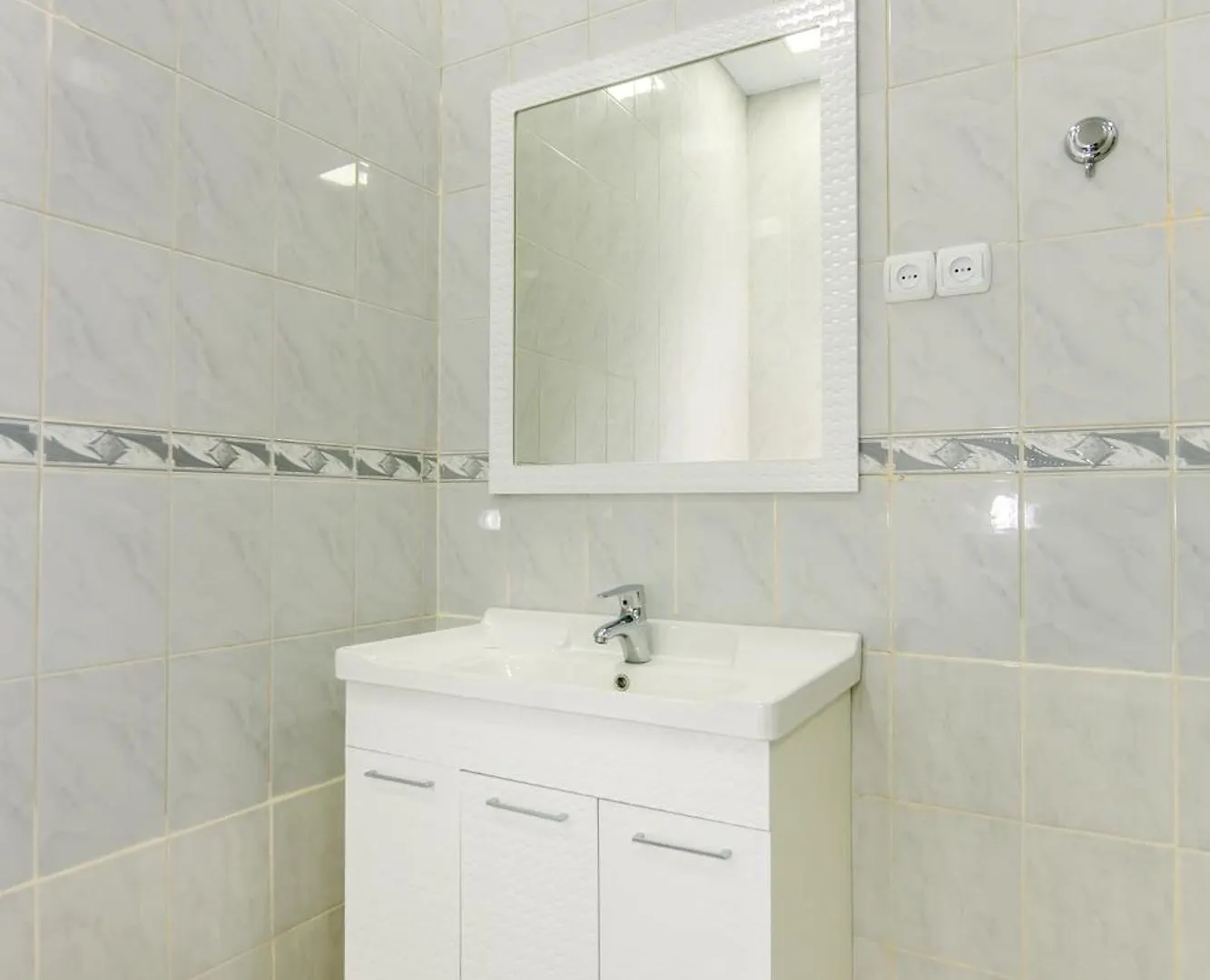 Central Avenue Apartment In Nizami Str Baku