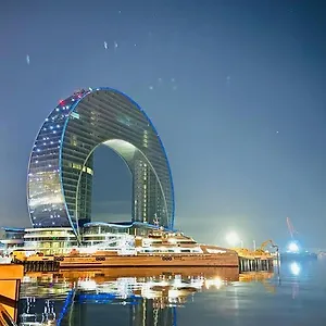 Hostel A & F, Baku